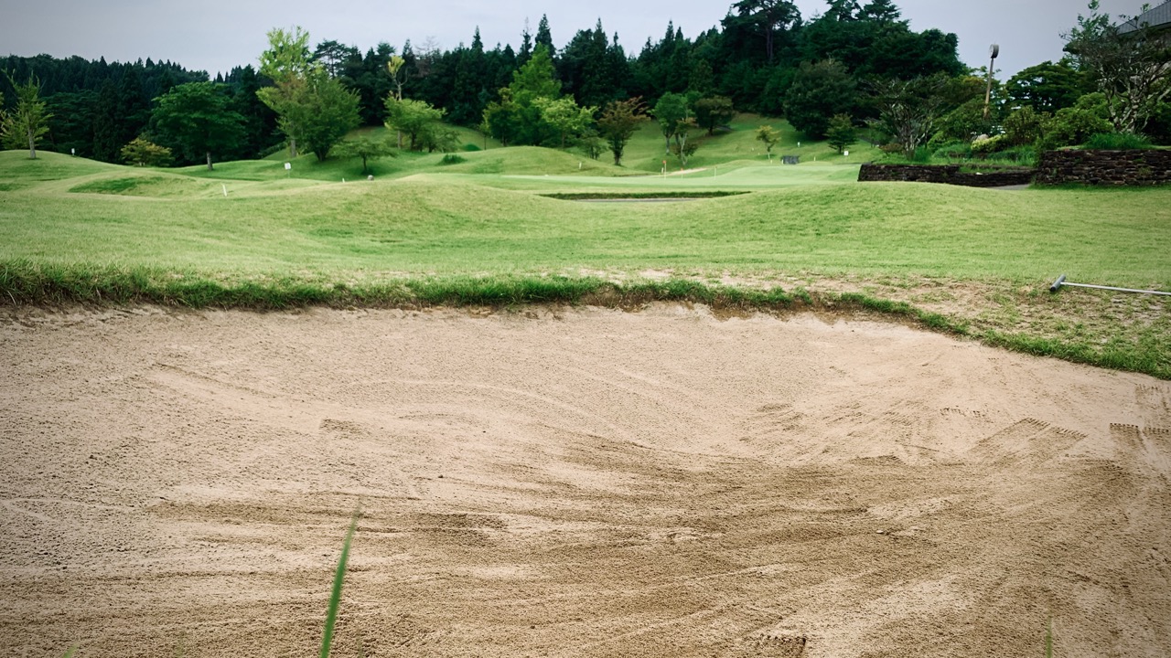 Practice bunker overlooking the putting greens at North Hampton