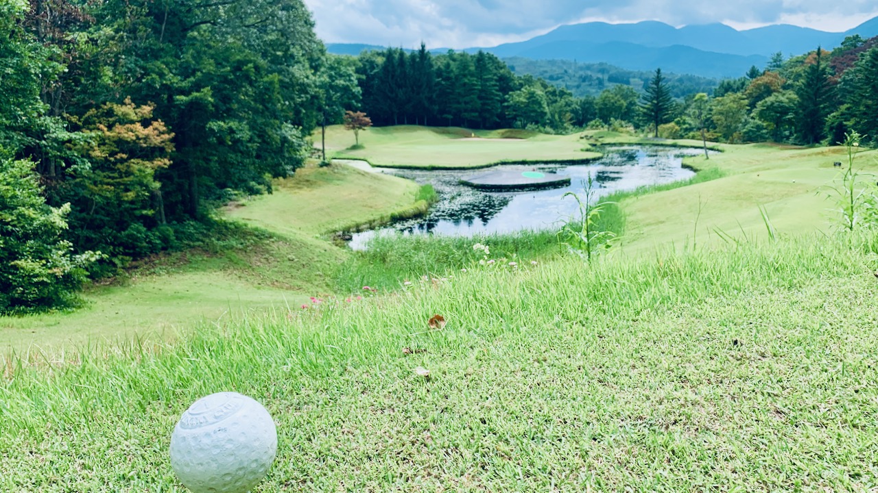 Tee ground on Hole #8 (Par 3) at Yuda Kogen CC.